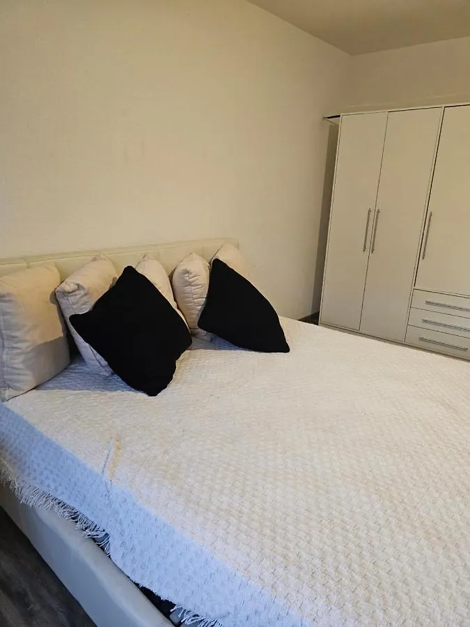Bed and Breakfast Oliveira Basel